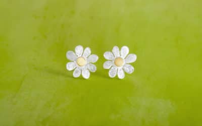 Flower studs new set in the store